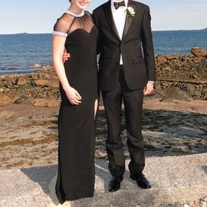 Black Madison James Formal Dress